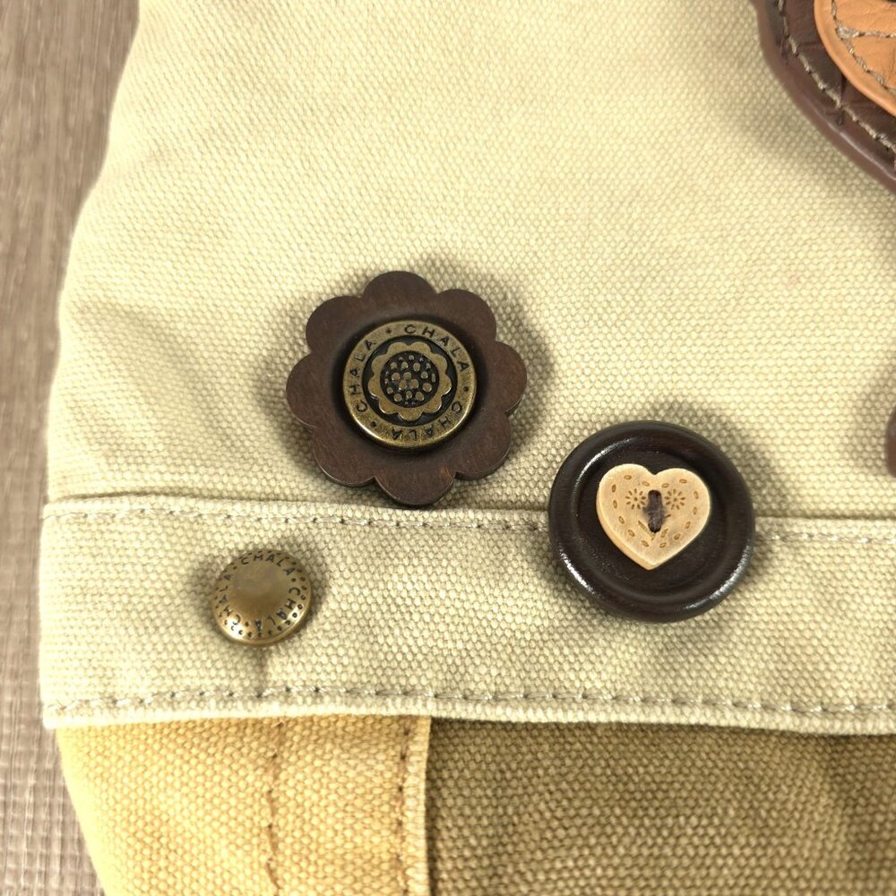 Chala Patch Crossbody Bag Canvas Purse ~ Chihuahua Dog Key Fob ~Sand Beige Green - Picture 4 of 16